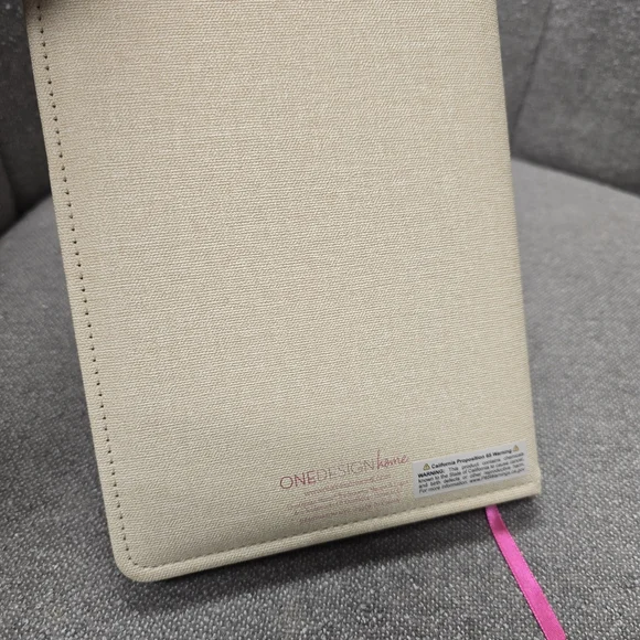 Love Notes Cream Binder with Pink Accent - Picture 16 of 16